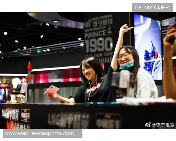 和平精英中LNG战队配合引发热议与争议的背后故事解析实时新闻